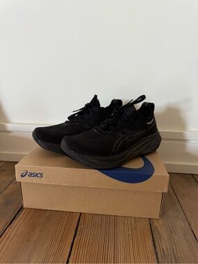 ASICS Gel-Nimbus 26 – Black – Size 9 Wide (Women’s)